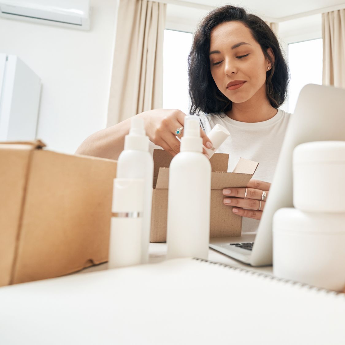 Tips for Shipping Cosmetic Items Internationally