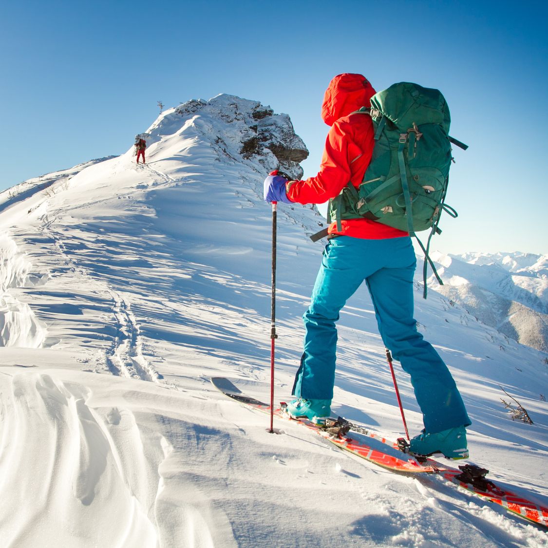 Expert Tips for Staying Warm on Your First Ski Trip