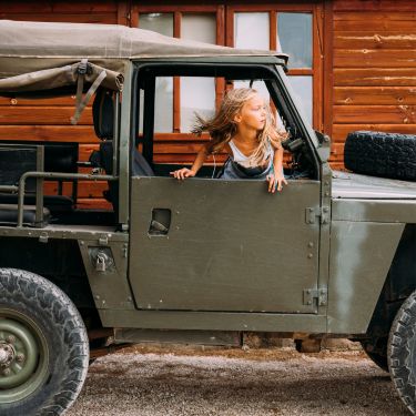 Jeep Wrangler vs. Land Rover Defender: Which Is the Best?