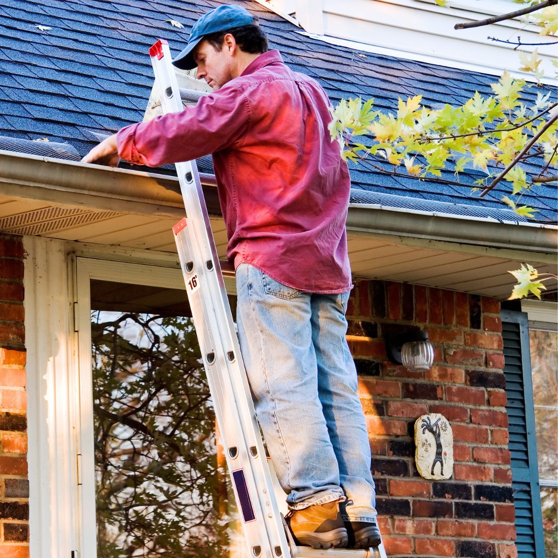 6 Tips To Spruce Up Your Roof in the Spring