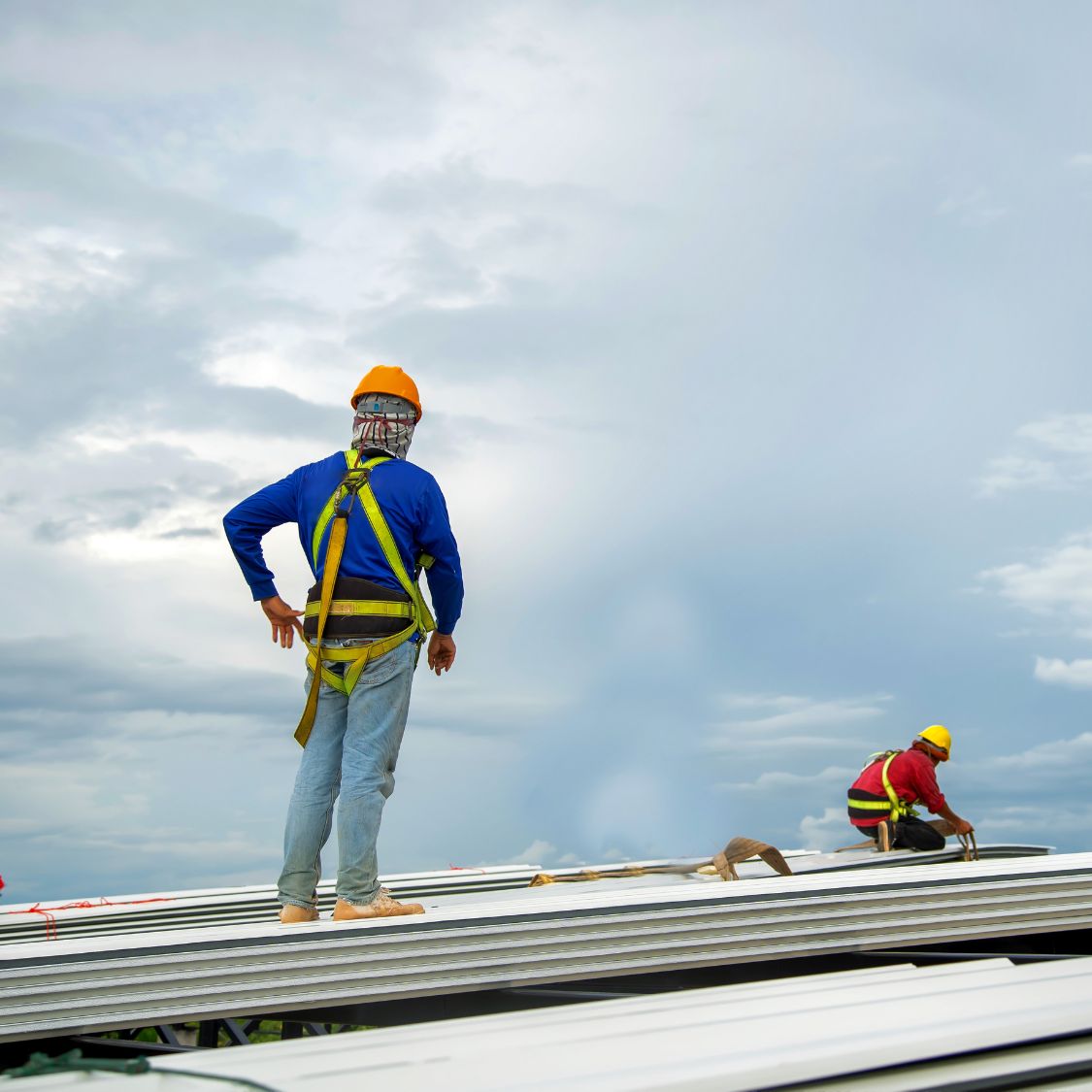 4 Reasons To Replace Your Commercial Roof