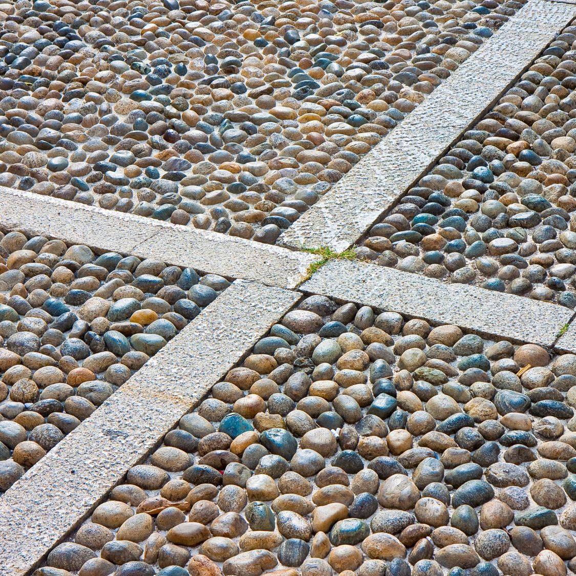 How To Choose the Material for Your Driveway