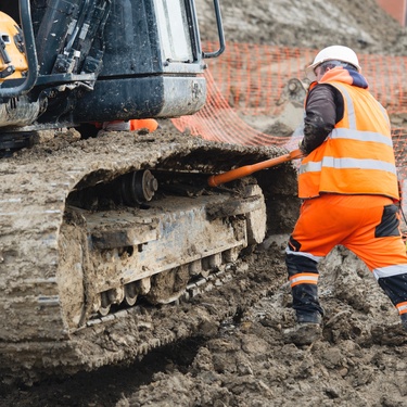 How Terrain Impacts Heavy Equipment Performance