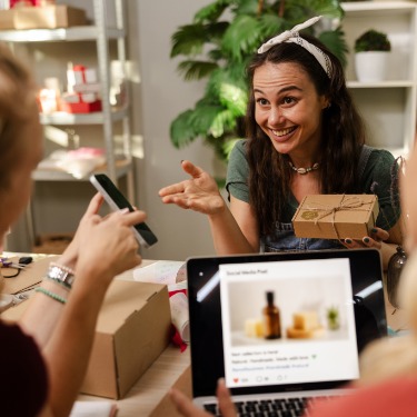 How Visual Branding at Trade Shows Influences Customers