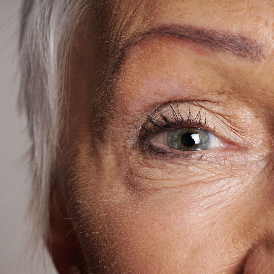 How To Help Older Adults Who Are Losing Their Sight