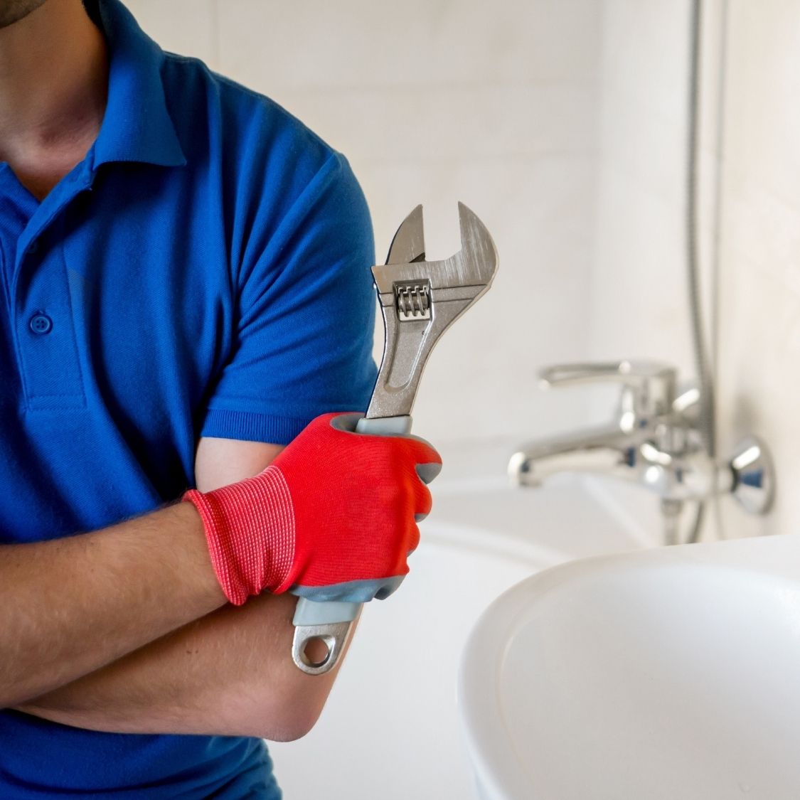 How To Handle Common Plumbing Issues in Your Home