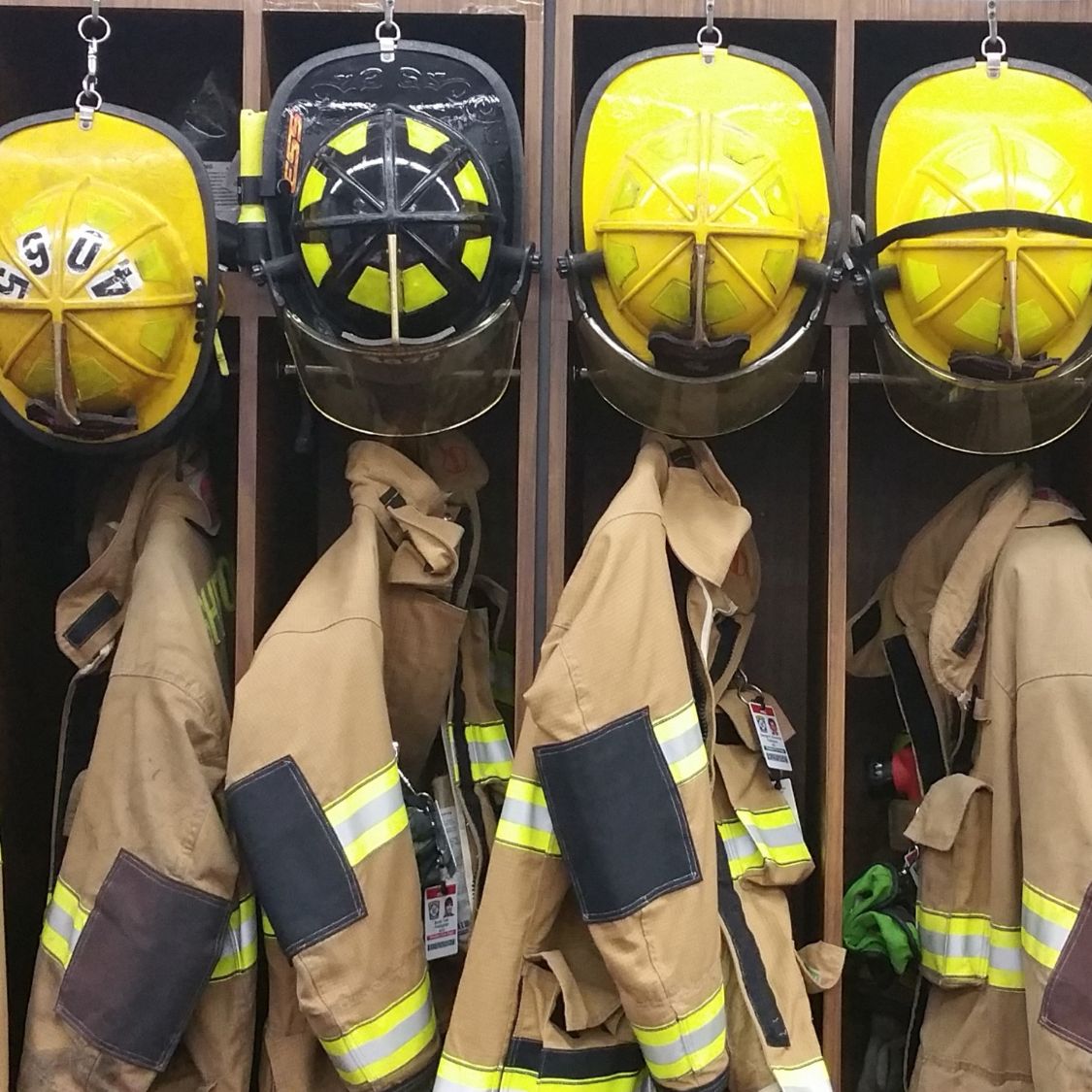 How To Choose the Right Firefighter Helmet for You
