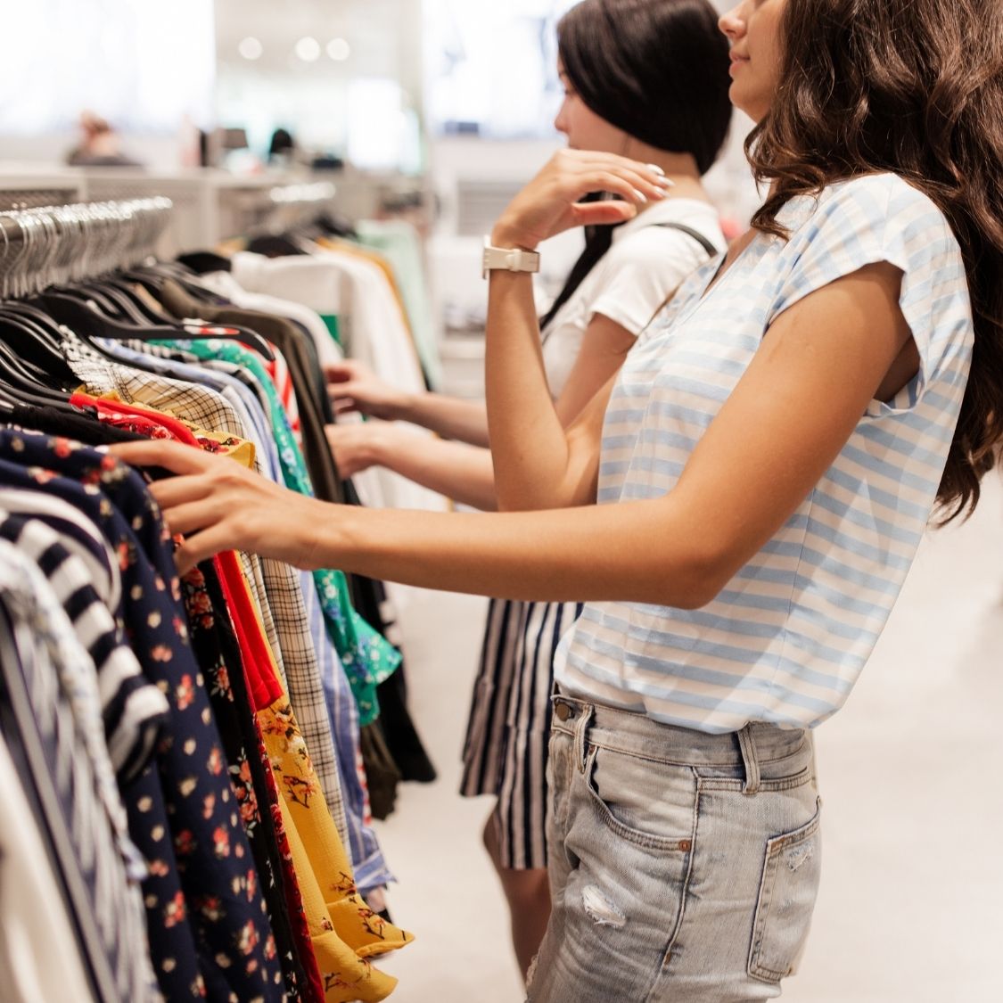 Top Tips for Saving Money on Your Clothes